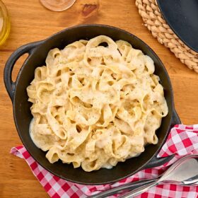 POETA Fettucine Bechamel