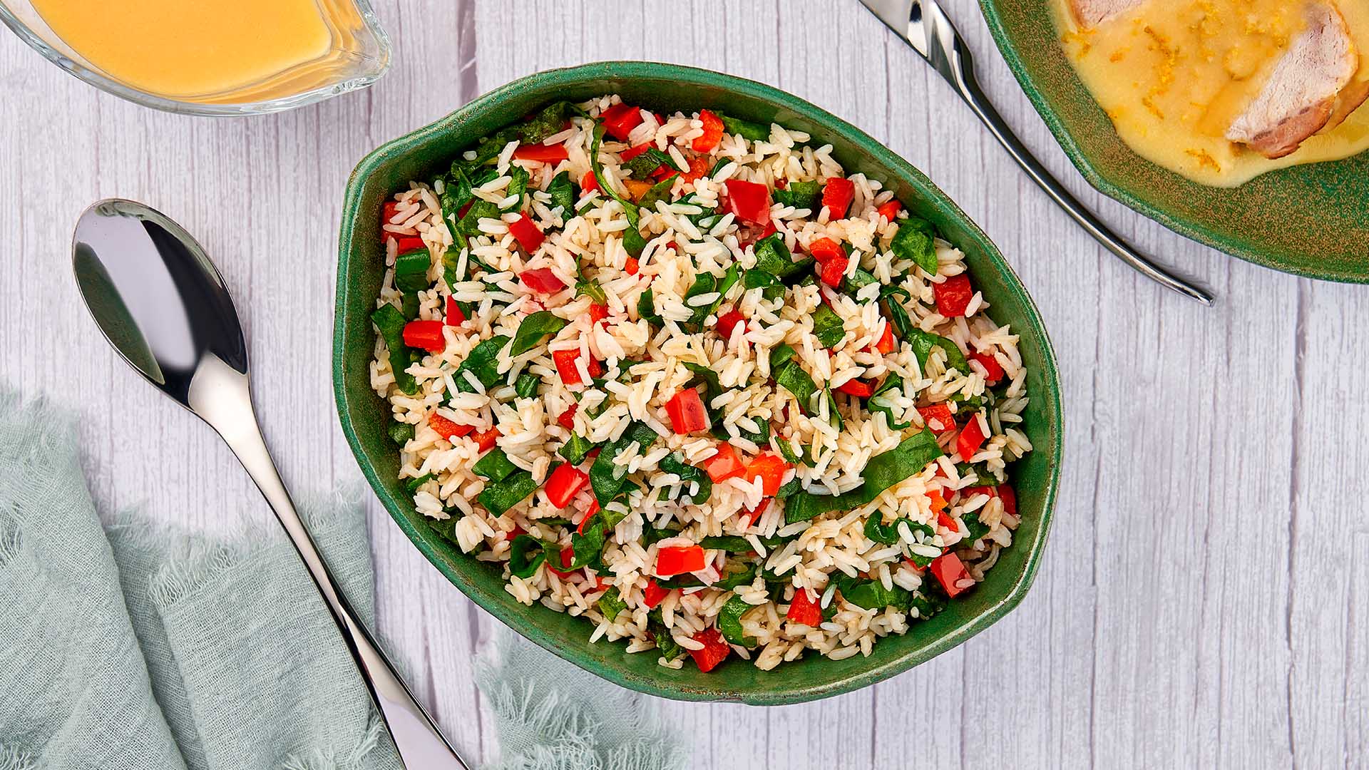Arroz com espinafre e pimentão