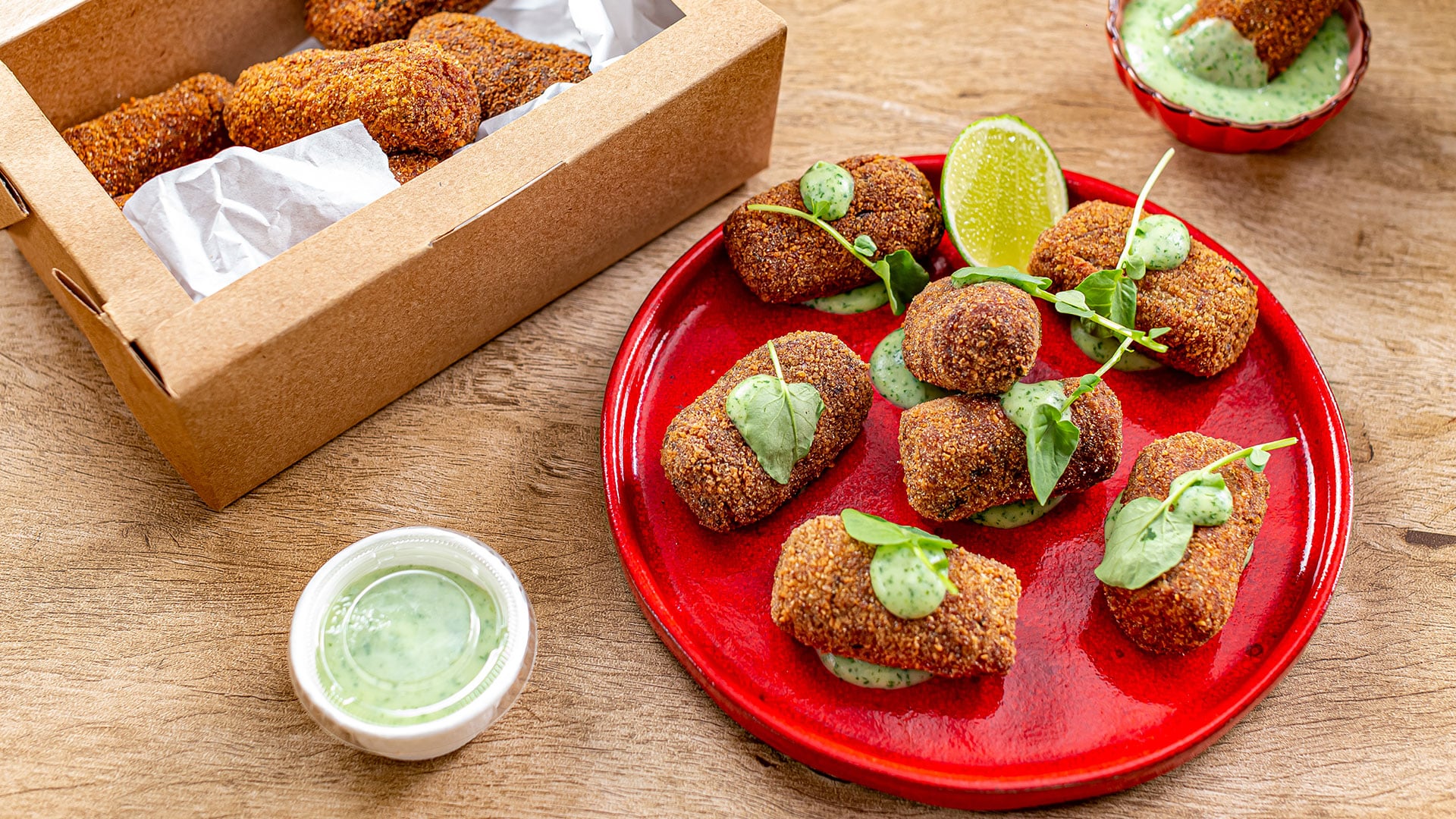 Croquete de rabada com maionese de agrião