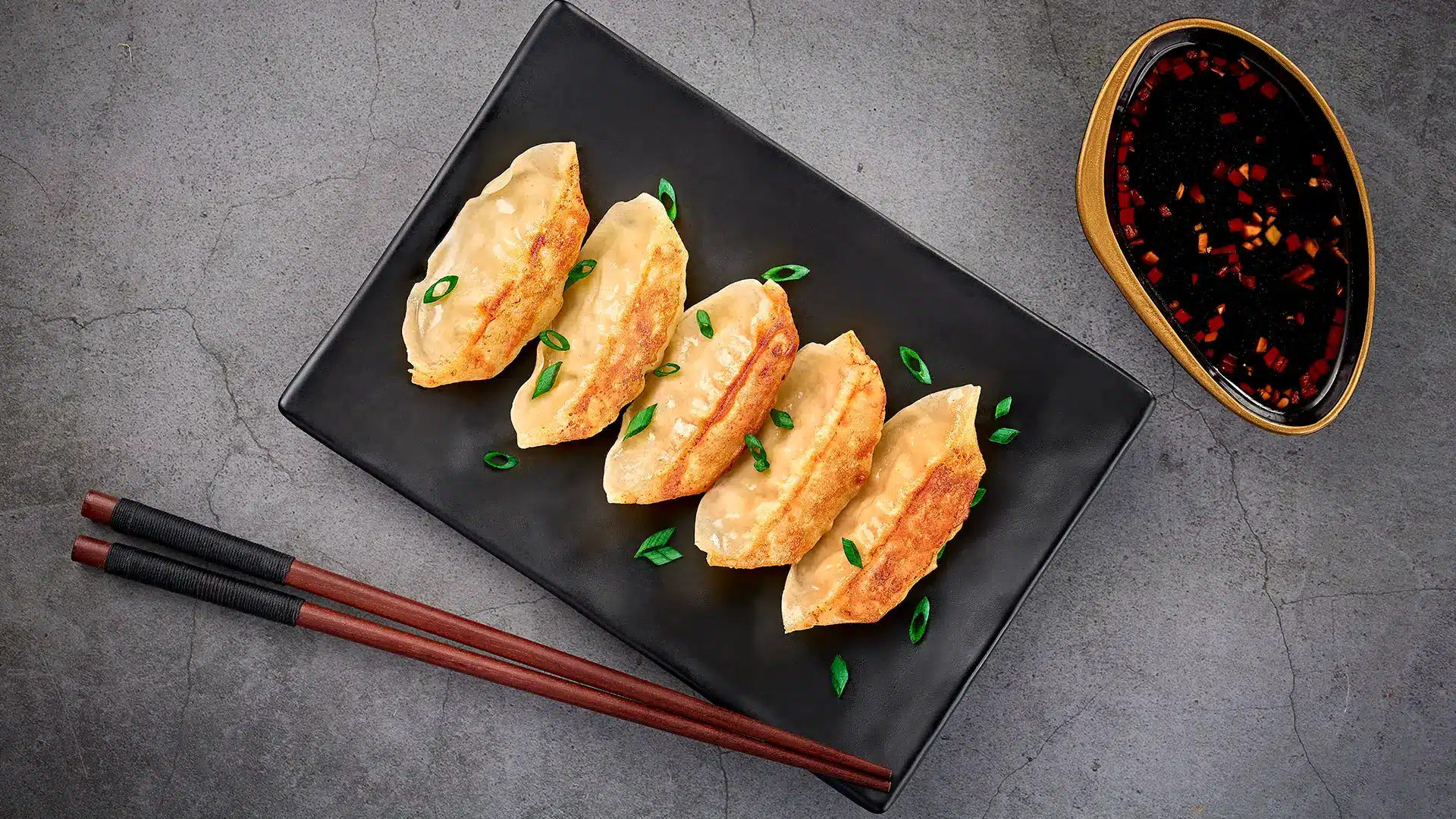 Gyoza com Molho