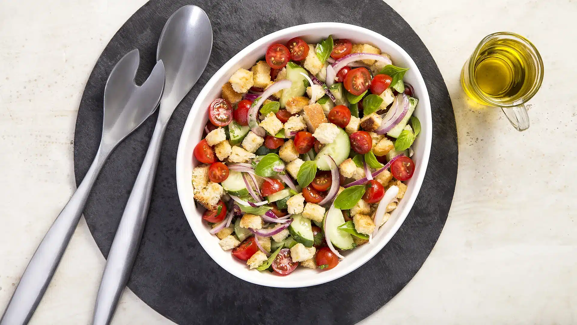 Panzanella (salada de pão)