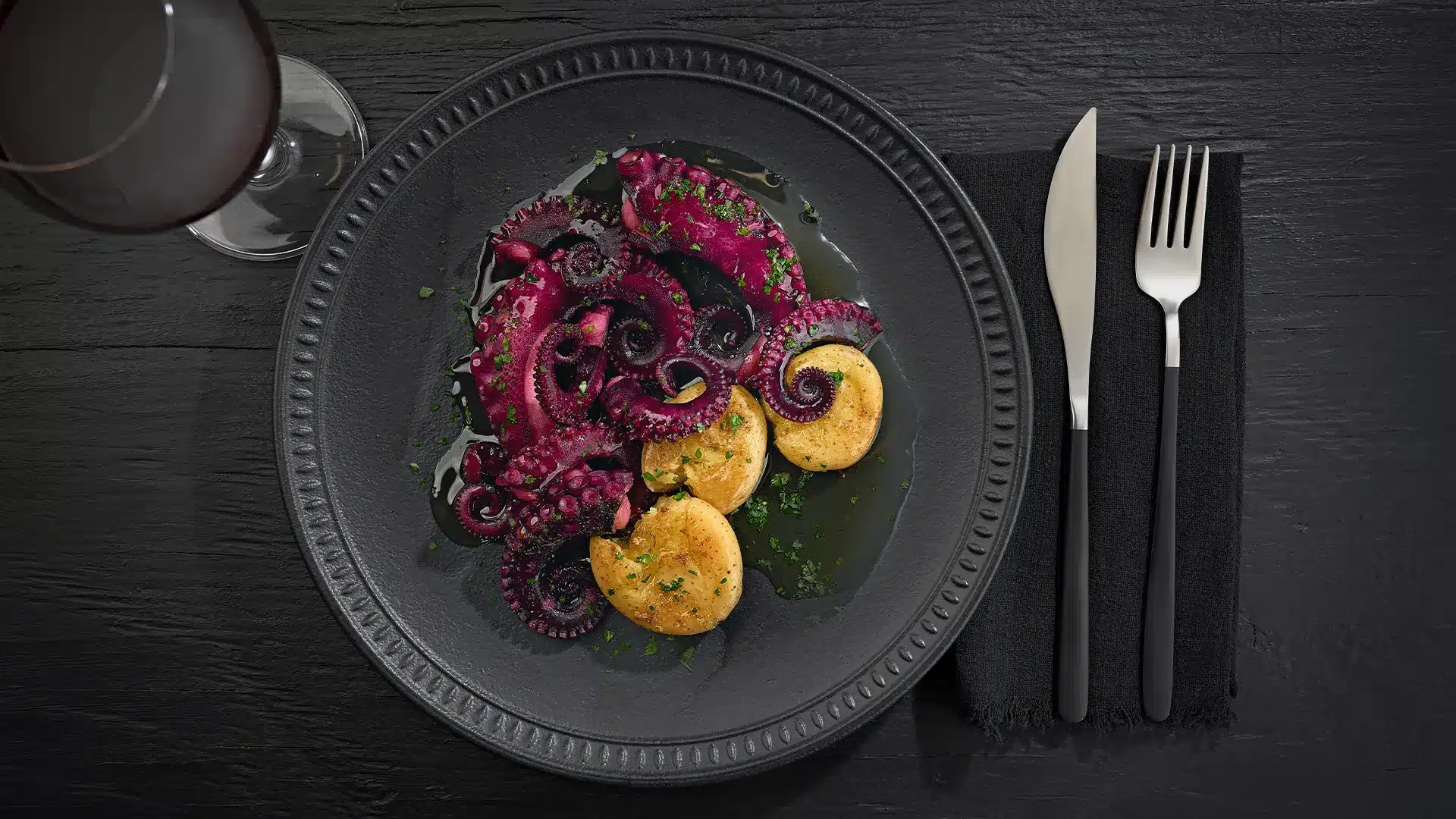 Polvo à Lagareiro com Batatas ao Murro