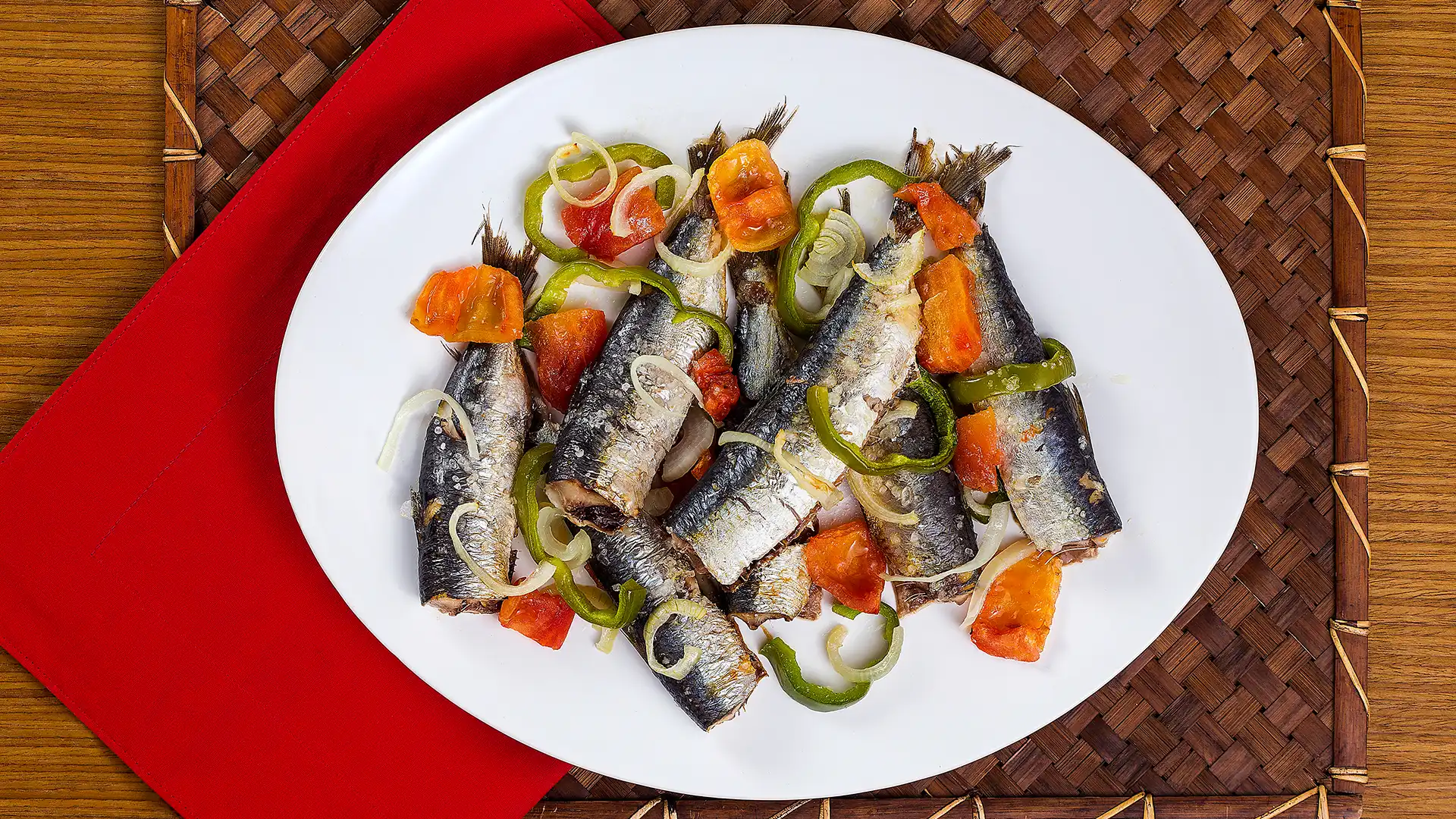 Sardinha assada com legumes